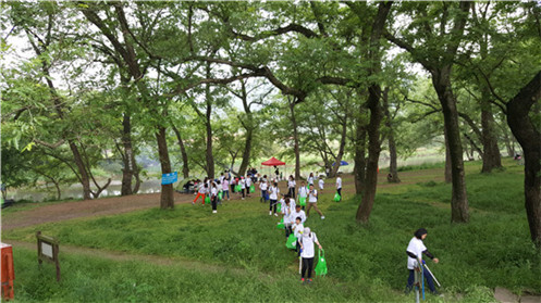 我集團聯(lián)手海關(guān)、星寶家庭開展山野清風活動